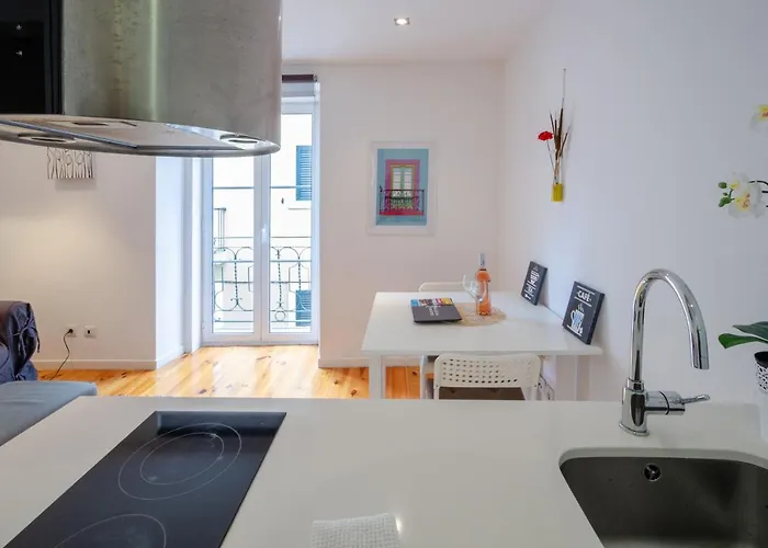 118 A - Flat Near Avenida Διαμέρισμα *